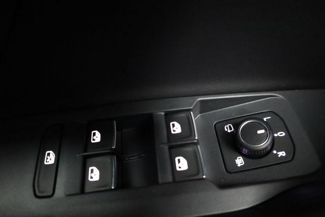 Volkswagen T-Cross 1.5 TSI 110 kW R-Line DSG R-Line, Navi, AHK, IQ.Light, Kamera, Side, Winter, 18-Zoll 