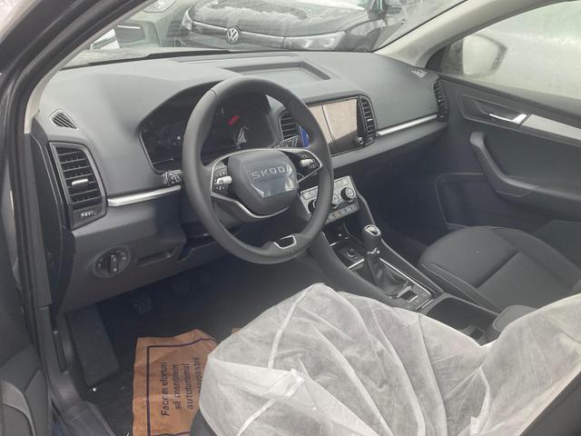 Skoda Karoq - Selection 1.5 TSI Selection, AHK, LED, Kamera, Winter, Ladeboden, 4 J.-Garantie