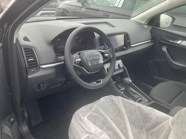 Skoda Karoq - Selection 1.5 TSI DSG Selection, AHK, LED, Kamera, Winter, el. Klappe, Ladeboden, 4 J.-Garantie