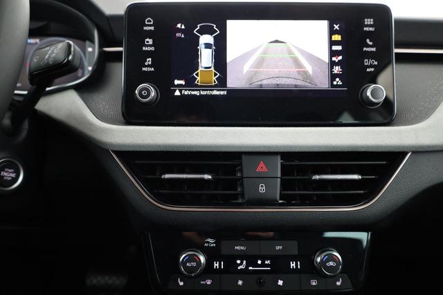 Skoda Kamiq Selection 1.0 TSI DSG Selection, LED, Kamera, ACC, Side, Winter 