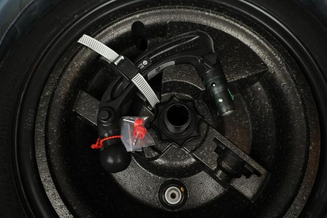 Volkswagen T-Cross 1.0 TSI 85 kW Life DSG Life, AHK, Side, ACC, Kamera, 3 J.-Garantie 