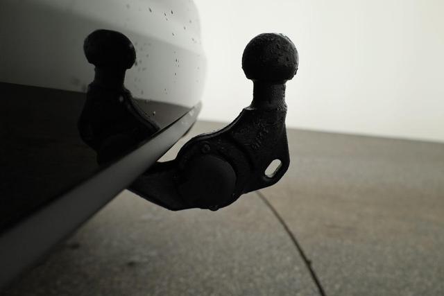 Volkswagen Touran Comfortline BMT/Start-Stopp 1.5 TSI DSG Comfortline, 7-Sitzer, AHK, Navi, Kamera, Side, Winter, 3 J.-Garantie 