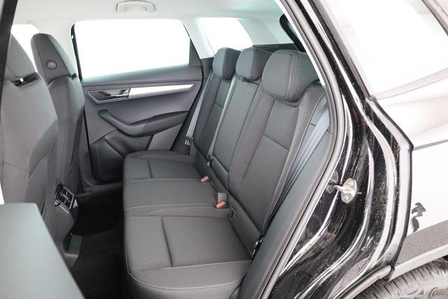 Skoda Karoq Selection 1.5 TSI Selection, AHK, LED, Kamera, Winter, Ladeboden, 4 J.-Garantie 