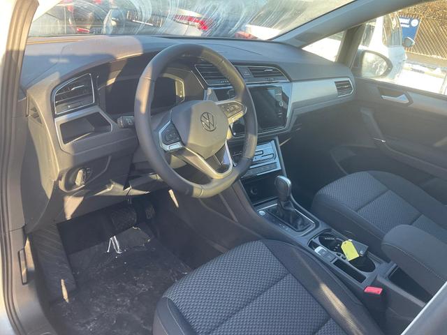 Volkswagen Touran Comfortline BMT/Start-Stopp 1.5 TSI DSG Comfortline, 7-Sitzer, AHK, Navi, Side, Kamera, Winter, 17-Zoll 