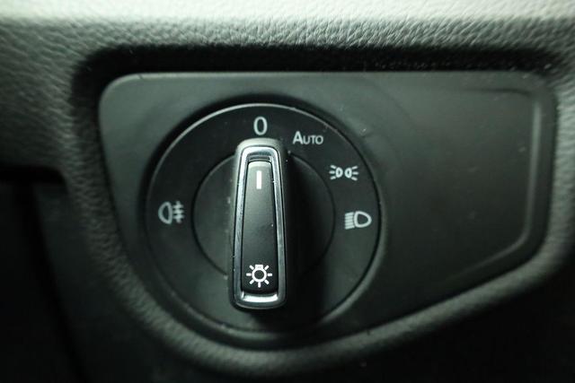 Volkswagen Touran Comfortline BMT/Start-Stopp 1.5 TSI DSG Comfortline, 7-Sitzer, AHK, Navi, Side, Kamera, Winter, 17-Zoll, 3 J.-Garantie 