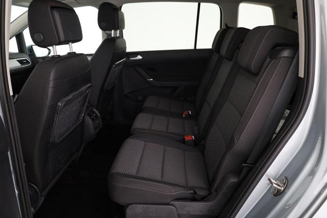 Volkswagen Touran Comfortline BMT/Start-Stopp 1.5 TSI DSG Comfortline, 7-Sitzer, AHK, Navi, Side, Kamera, Winter, 17-Zoll, 3 J.-Garantie 