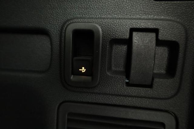 Volkswagen Touran Comfortline BMT/Start-Stopp 1.5 TSI DSG Comfortline, 7-Sitzer, AHK, Navi, Side, Kamera, Winter, 17-Zoll, 3 J.-Garantie 