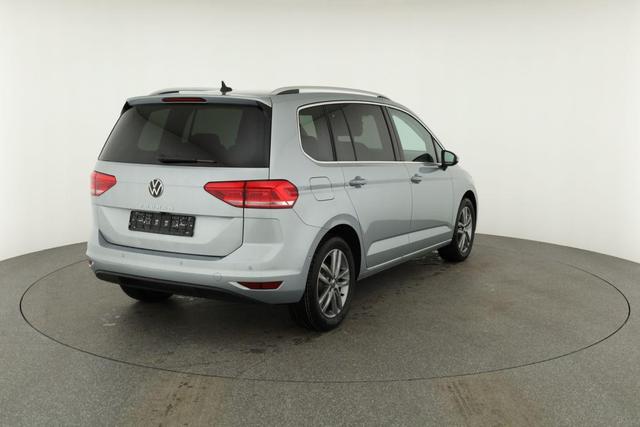Volkswagen Touran Comfortline BMT/Start-Stopp 1.5 TSI DSG Comfortline, 7-Sitzer, AHK, Navi, Side, Kamera, Winter, 17-Zoll, 3 J.-Garantie 