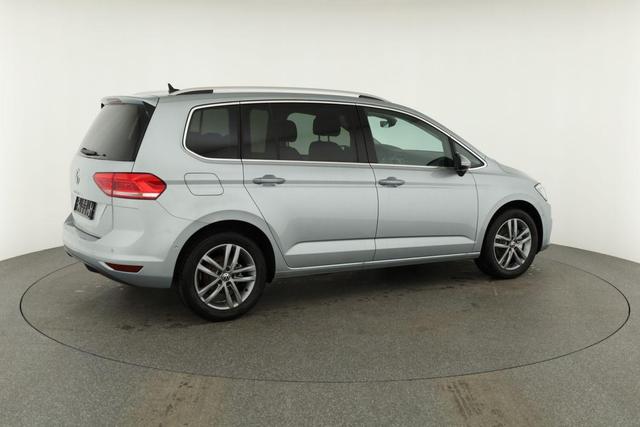 Volkswagen Touran Comfortline BMT/Start-Stopp 1.5 TSI DSG Comfortline, 7-Sitzer, AHK, Navi, Side, Kamera, Winter, 17-Zoll, 3 J.-Garantie 