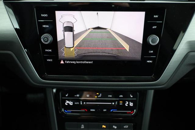 Volkswagen Touran Comfortline BMT/Start-Stopp 1.5 TSI DSG Comfortline, AHK, Navi, Side, Kamera, Winter, 17-Zoll, 3 J.-Garantie 