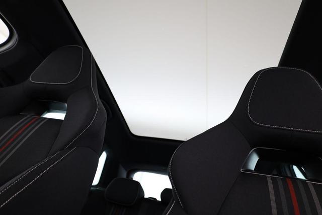 Skoda Kamiq Monte Carlo 1.0 TSI DSG Carlo, Matrix, Pano, Navi, Kamera, 5 J.-Garantie 