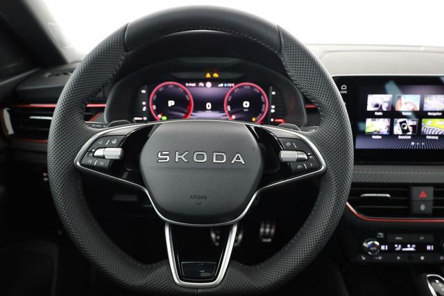 Skoda Kamiq Monte Carlo 1.0 TSI DSG Carlo, Matrix, AHK, 18-Zoll, Pano, Navi, el.Klappe, 5 J.-Garantie 