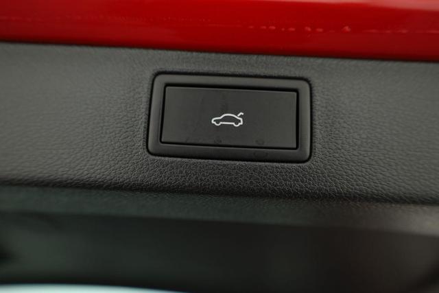 Skoda Kamiq Monte Carlo 1.0 TSI DSG Carlo, Matrix, AHK, 18-Zoll, Pano, Navi, el.Klappe, 5 J.-Garantie 