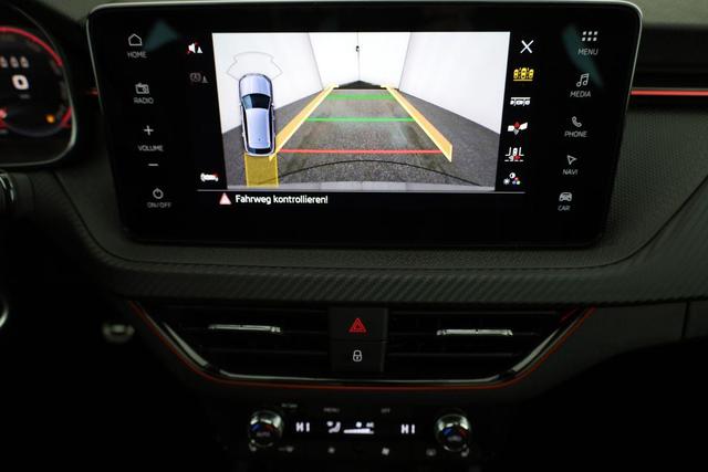 Skoda Kamiq Monte Carlo 1.5 TSI Carlo, Matrix, AHK, 18-Zoll, Pano, Navi, el. Klappe, 5 J.-Garantie 