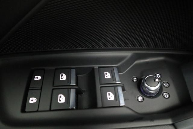 Audi A3 Sportback TFSI 110 kW S line 35 S-Tronic S-LINE, Teilleder, Kamera, ACC, Sitzheizung, 4-J Garantie 