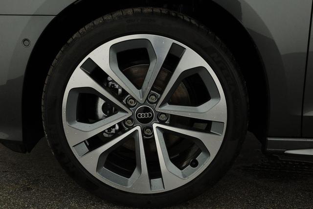 Audi A3 Sportback TFSI 110 kW S line 35 S-Tronic S-LINE, Teilleder, Kamera, ACC, Sitzheizung, 4-J Garantie 