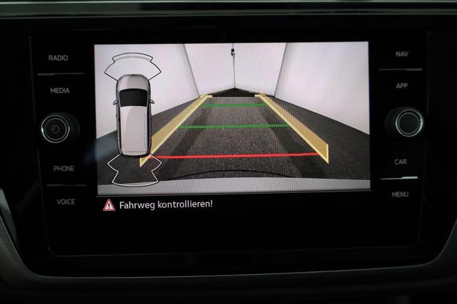 Volkswagen Touran Comfortline BMT/Start-Stopp 1.5 TSI DSG Comfortline, AHK, Navi, Side, Kamera, Winter, 17-Zoll, 3 J.-Garantie 