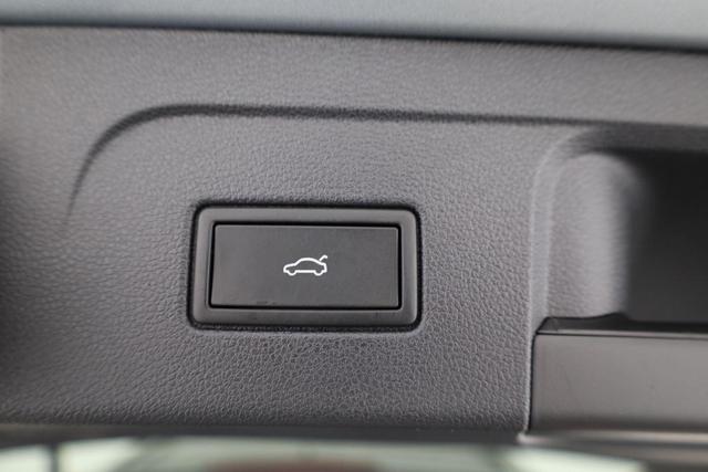 Volkswagen Touran Comfortline BMT/Start-Stopp 1.5 TSI DSG Comfortline, AHK, Navi, Side, Kamera, Winter, 17-Zoll, 3 J.-Garantie 