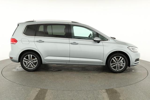 Volkswagen Touran Comfortline BMT/Start-Stopp 1.5 TSI DSG Comfortline, AHK, Navi, Side, Kamera, Winter, 17-Zoll, 3 J.-Garantie 