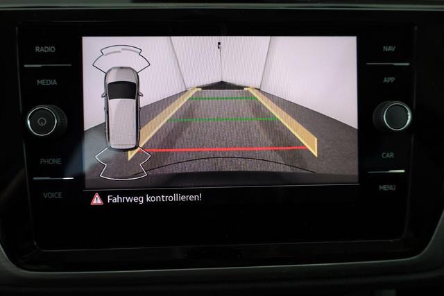 Volkswagen Touran Comfortline BMT/Start-Stopp 1.5 TSI DSG Comfortline, AHK, Navi, Side, Kamera, Winter, 17-Zoll, 3 J.-Garantie 