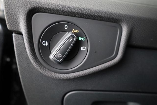 Volkswagen Touran Comfortline BMT/Start-Stopp 1.5 TSI DSG Comfortline, AHK, Navi, Side, Kamera, Winter, 17-Zoll, 3 J.-Garantie 