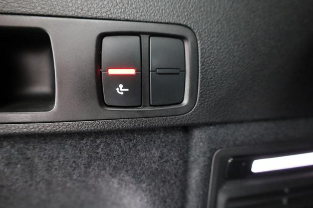 Audi Q5 40 TDI quattro S line S-Tronic S-Line, Matrix, AHK, Pano, Teilleder, 20-Zoll 