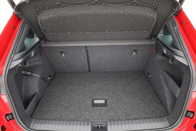 Skoda Kamiq Monte Carlo 1.5 TSI Carlo, Matrix, AHK, 18-Zoll, Pano, Navi, el. Klappe, 5 J.-Garantie 