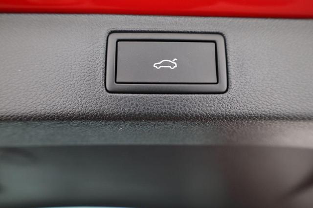 Skoda Kamiq Monte Carlo 1.5 TSI Carlo, Matrix, AHK, 18-Zoll, Pano, Navi, el. Klappe, 5 J.-Garantie 