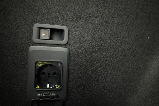 Cupra Leon Sportstourer ST 1.5 eTSI DSG, AHK, Matrix, Side, Kamera, el. Klappe, Winter, 5-J Garantie 