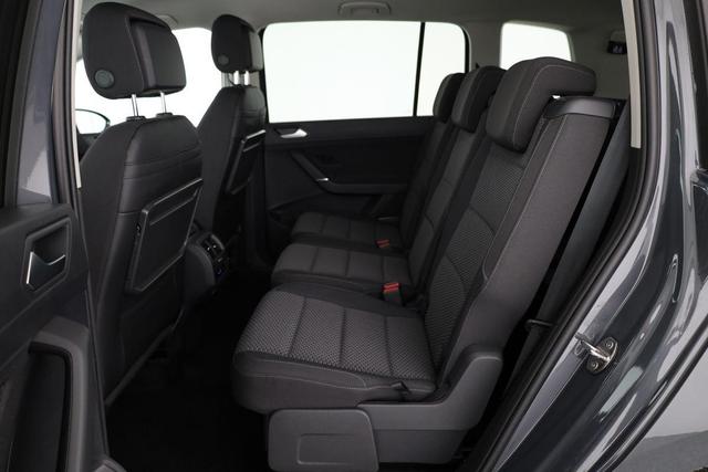 Volkswagen Touran Comfortline BMT/Start-Stopp 1.5 TSI DSG Comfortline, 7-Sitzer, AHK, Navi, Kamera, Side, Winter, 3 J.-Garantie 