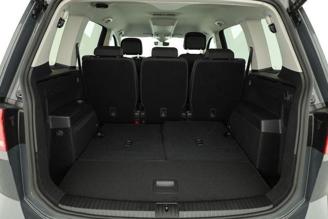 Volkswagen Touran Comfortline BMT/Start-Stopp 1.5 TSI DSG Comfortline, 7-Sitzer, AHK, Navi, Kamera, Side, Winter, 3 J.-Garantie 