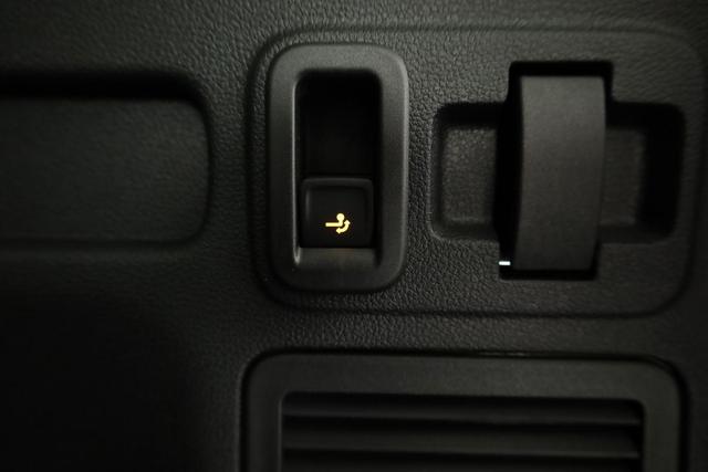 Volkswagen Touran Comfortline BMT/Start-Stopp 1.5 TSI DSG Comfortline, 7-Sitzer, AHK, Navi, Kamera, Side, Winter, 3 J.-Garantie 