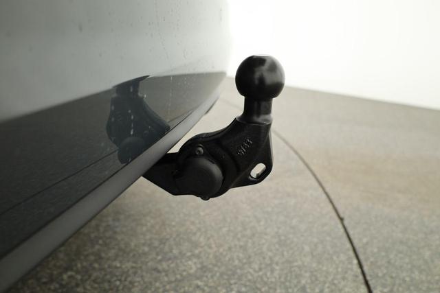 Volkswagen Touran Comfortline BMT/Start-Stopp 1.5 TSI DSG Comfortline, 7-Sitzer, AHK, Navi, Kamera, Side, Winter, 3 J.-Garantie 