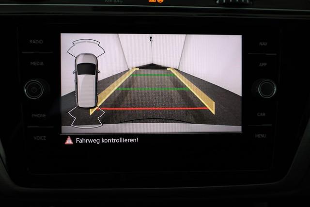 Volkswagen Touran Comfortline BMT/Start-Stopp 1.5 TSI DSG Comfortline, 7-Sitzer, AHK, Navi, Kamera, Side, Winter, 3 J.-Garantie 