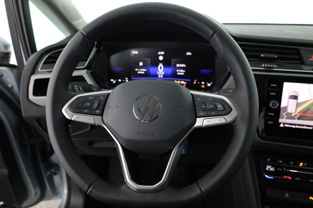 Volkswagen Touran Comfortline BMT/Start-Stopp 1.5 TSI DSG Comfortline, 7-Sitzer, AHK, Navi, Kamera, Side, Winter, 3 J.-Garantie 