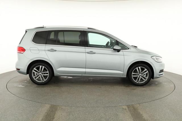Volkswagen Touran Comfortline BMT/Start-Stopp 1.5 TSI DSG Comfortline, 7-Sitzer, AHK, Navi, Kamera, Side, Winter, 3 J.-Garantie 