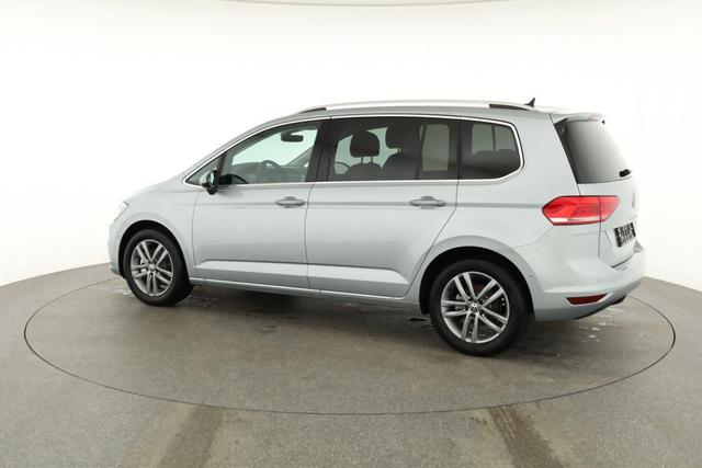 Volkswagen Touran Comfortline BMT/Start-Stopp 1.5 TSI DSG Comfortline, 7-Sitzer, AHK, Navi, Kamera, Side, Winter, 3 J.-Garantie 