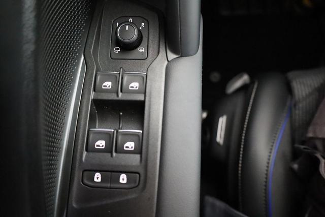 Volkswagen Tayron 1.5 TSI eHybrid 150 kW R-Line Black, HuD, AHK, AreaView, LED-Plus, Side, Navi, Winter, 5 J.-Garantie 