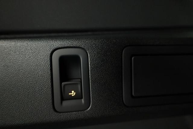 Volkswagen Tiguan 2.0 TDI 142 kW 4Motion R-Line DSG 4 Motion R-LINE, IQ.Light, AHK, Navi, AreaView, Side, Winter, el. Klappe 