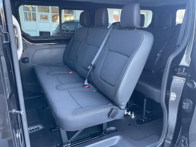 Renault Trafic Combi Grand Evolution dCi 170 AT, AHK, Navi, Side, LED, Winter, 17-Zoll 