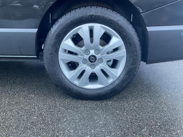 Renault Trafic Combi Grand Evolution dCi 170 AT, AHK, Navi, Side, LED, Winter, 17-Zoll 