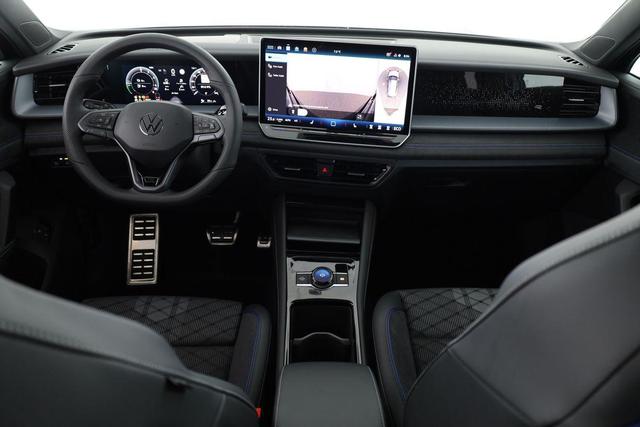 Volkswagen Tayron 1.5 TSI eHybrid 150 kW R-Line Black, Pano, HuD, AHK, AreaView, LED-Plus, Side, Navi, Winter, 5 J.-Garantie 