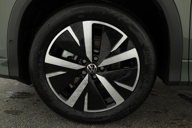 Volkswagen Tayron 1.5 TSI eHybrid 150 kW Life Life, AHK, AreaView, Side, Navi, Winter, 5-J. Garantie 