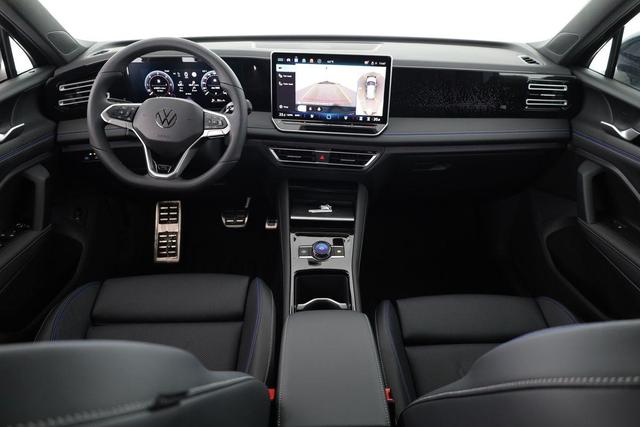 Volkswagen Tiguan 2.0 TDI 142 kW 4Motion R-Line DSG 4 Motion R-LINE, IQ.Light, AHK, Navi, AreaView, LEDER, Side, Winter, 20-Zoll 