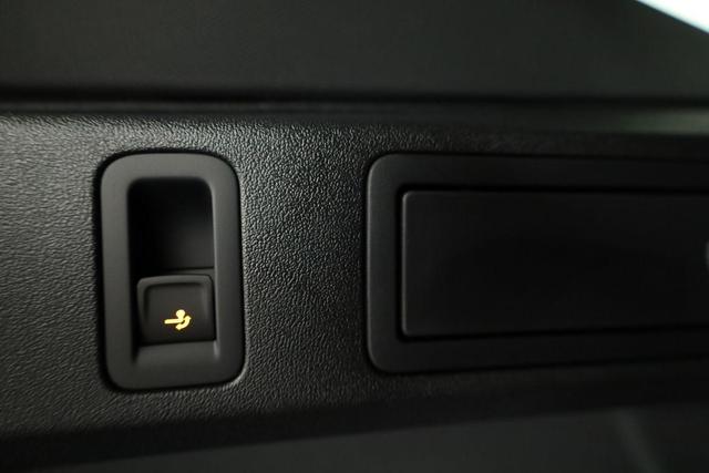 Volkswagen Tiguan 2.0 TDI 142 kW 4Motion R-Line DSG 4 Motion R-LINE, IQ.Light, AHK, Navi, AreaView, LEDER, Side, Winter, 20-Zoll 