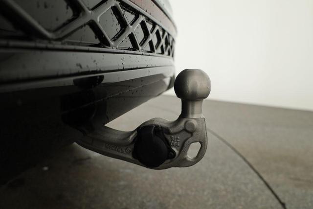 Volkswagen Tiguan 2.0 TDI 142 kW 4Motion R-Line DSG 4 Motion R-LINE, IQ.Light, AHK, Navi, AreaView, LEDER, Side, Winter, 20-Zoll 