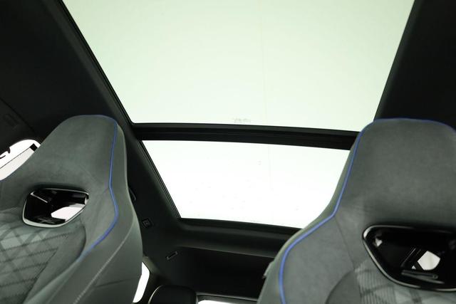 Volkswagen Tayron 1.5 eHybrid R-LINE Black, Pano, HuD, AHK, AreaView, LED-Plus, Side, Navi, Winter, 5 J.-Garantie 