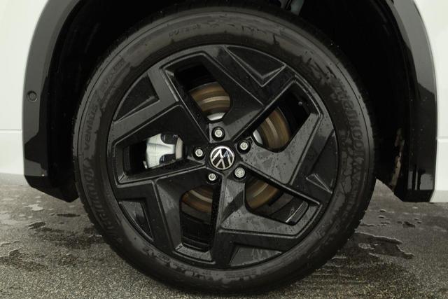 Volkswagen Tayron 1.5 eHybrid R-LINE Black, Pano, HuD, AHK, AreaView, LED-Plus, Side, Navi, Winter, 5 J.-Garantie 