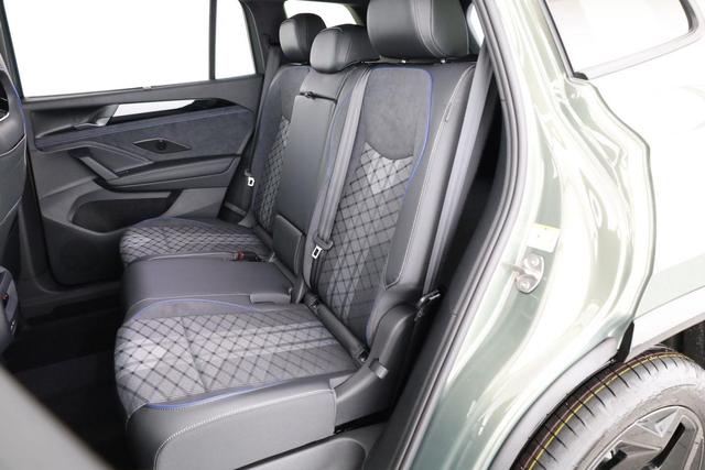 Volkswagen Tayron 1.5 TSI eHybrid 150 kW R-Line Black, Pano, HuD, AHK, AreaView, LED-Plus, Side, Navi, Winter Plus, 5 J.-Garantie 