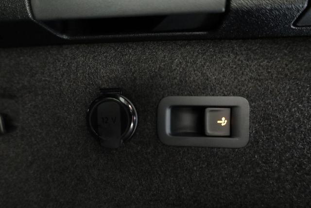 Volkswagen Tayron 1.5 TSI eHybrid 150 kW R-Line Black, Pano, HuD, AHK, AreaView, LED-Plus, Side, Navi, Winter, 5 J.-Garantie 